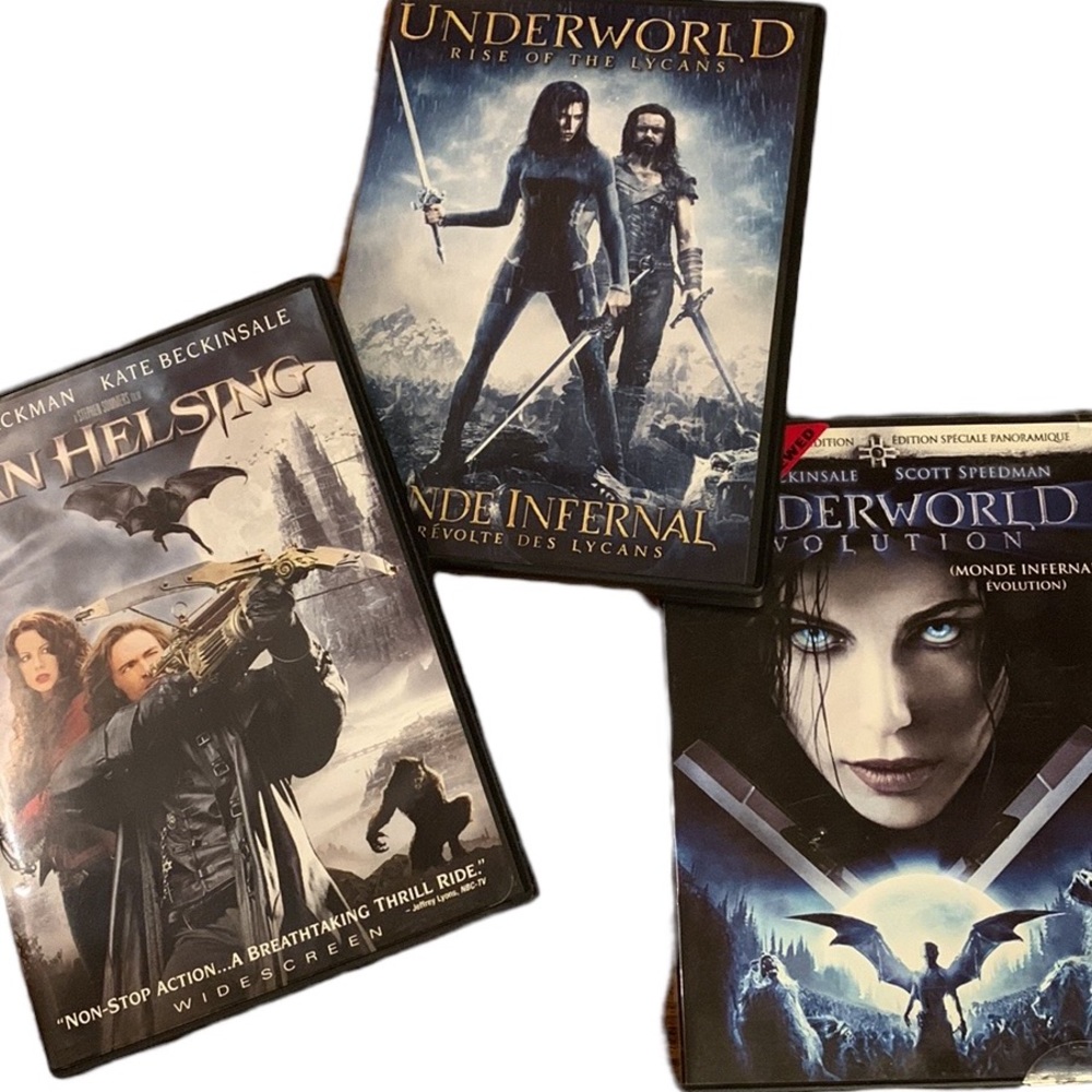 ✨host pick✨Vampire set of 3 movies